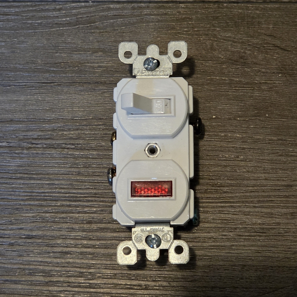 Leviton 5226-W Single-Pole / Red Neon Pilot Duplex Combination Switch White